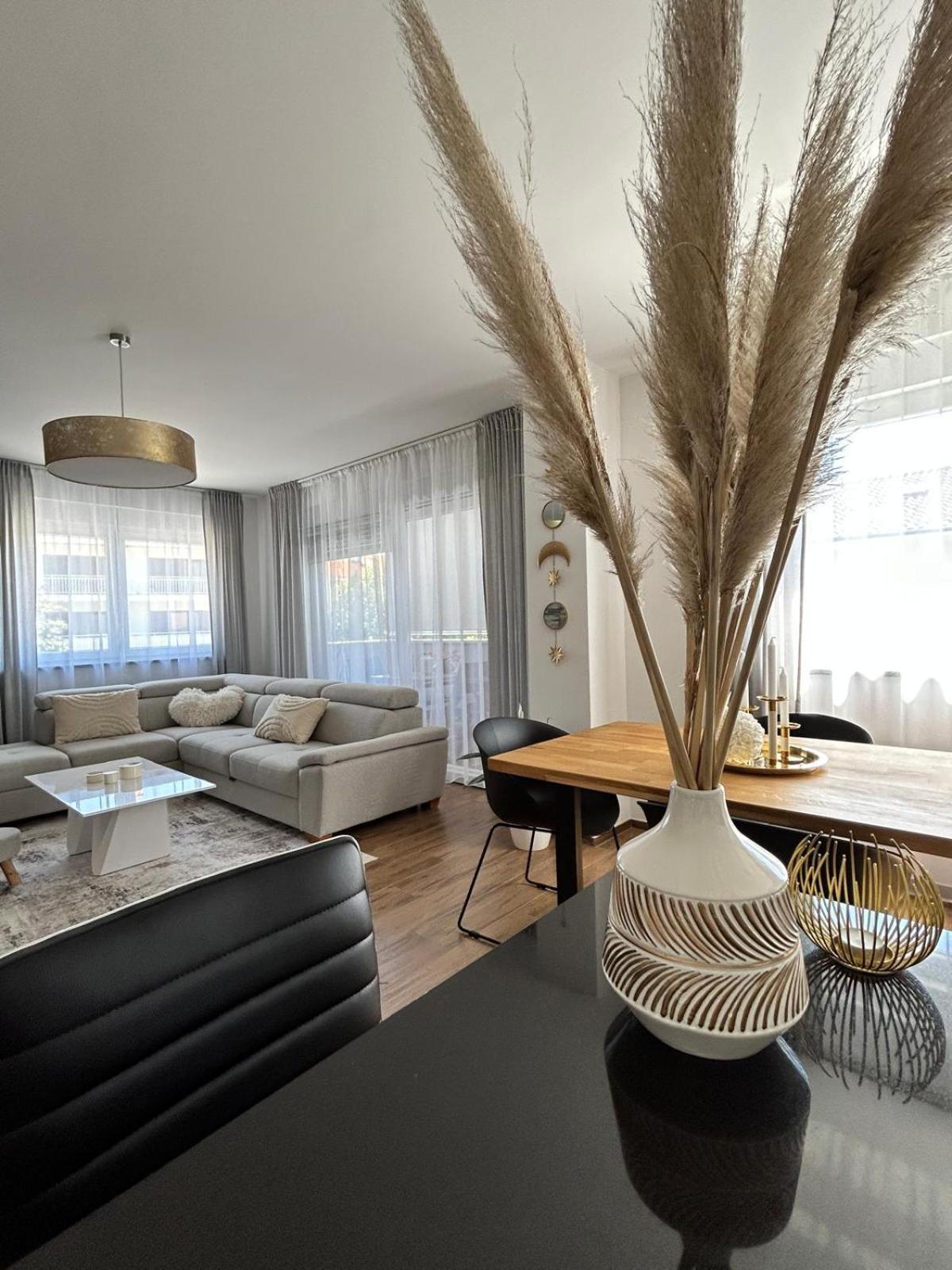 Apartman Rada Kraljevica Eksteriør billede